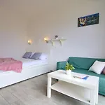 Apartman Studio Apartments Kali