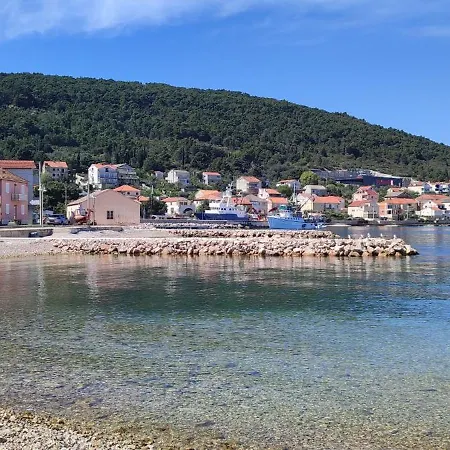 Studio Apartments Kali