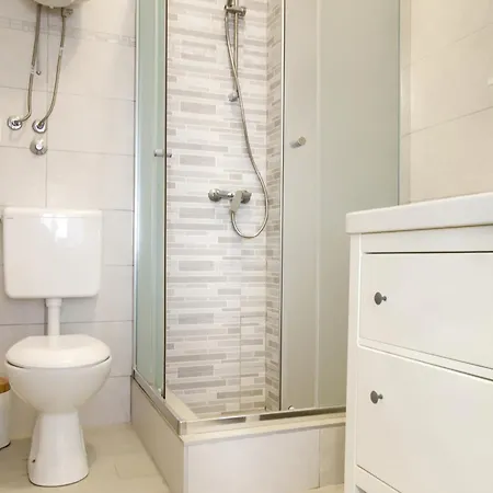 Studio Apartments Kali Appartement *