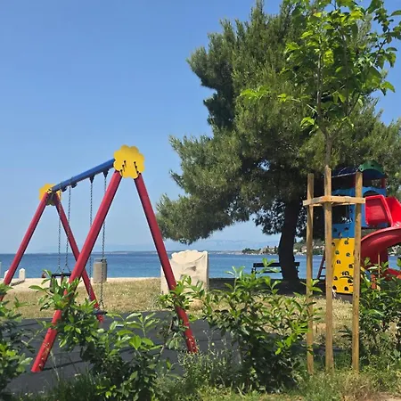 Studio Apartments Kali * קאלי