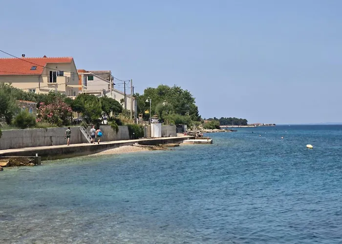 Studio Apartments Kali * Kali