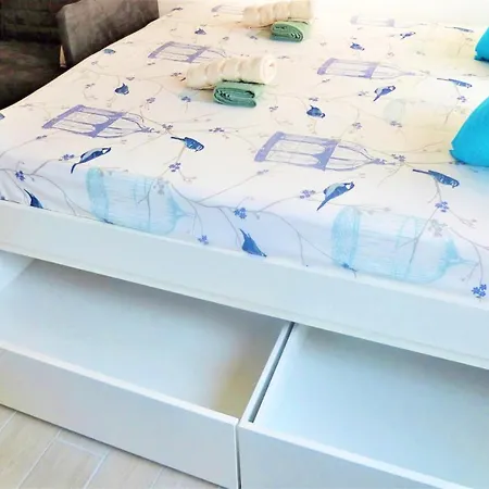 Studio Apartments Kali Daire