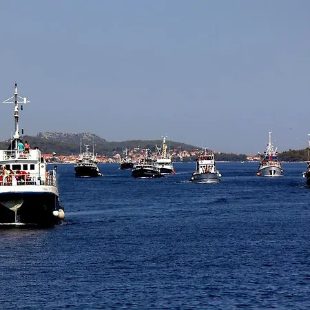 Studio Apartments Kali