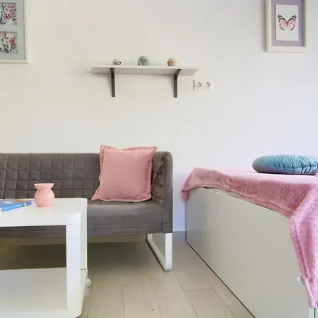 Studio Apartments Kali * Kali