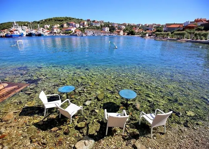 Апартаменты Studio Apartments Kali Кали