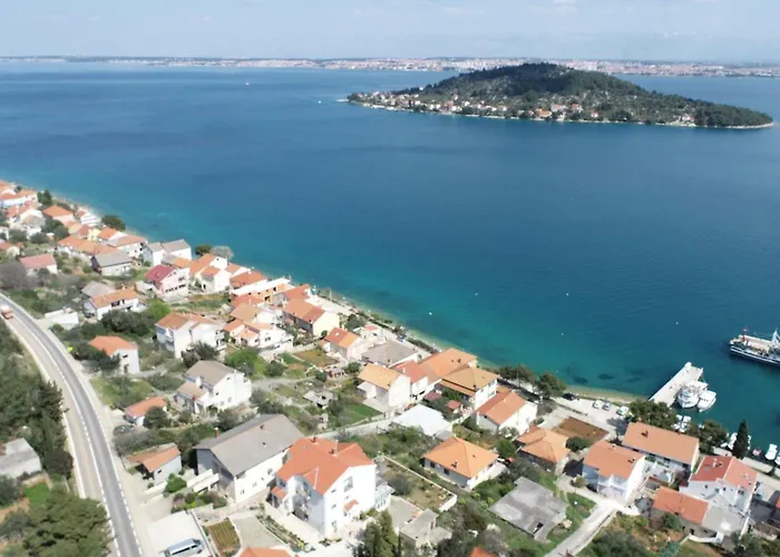 Appartement Studio Apartments Kali